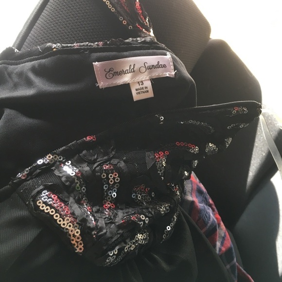 Emerald Sundae Juniors' High-Low homecoming dress size 13 - Picture 7 of 9